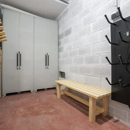 Luderna - Triplex Amitges アパート