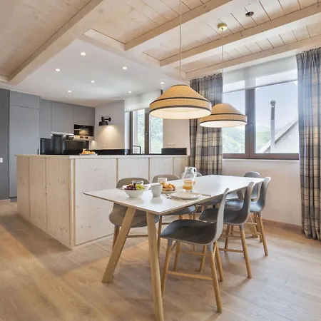 Luderna - Triplex Amitges Apartment *